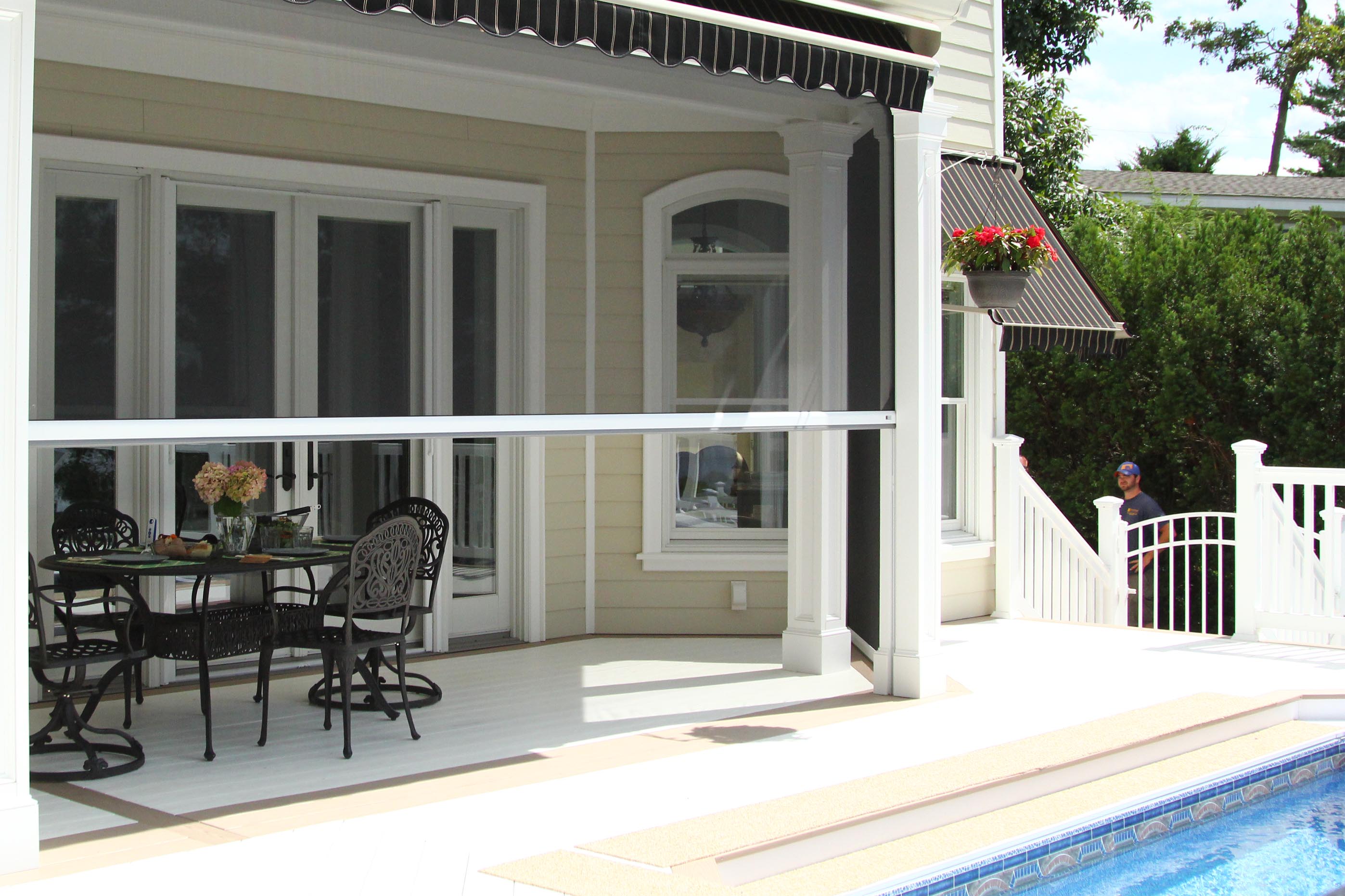 Tropical Weather Calls for Motorised Zip Screens SOMFY